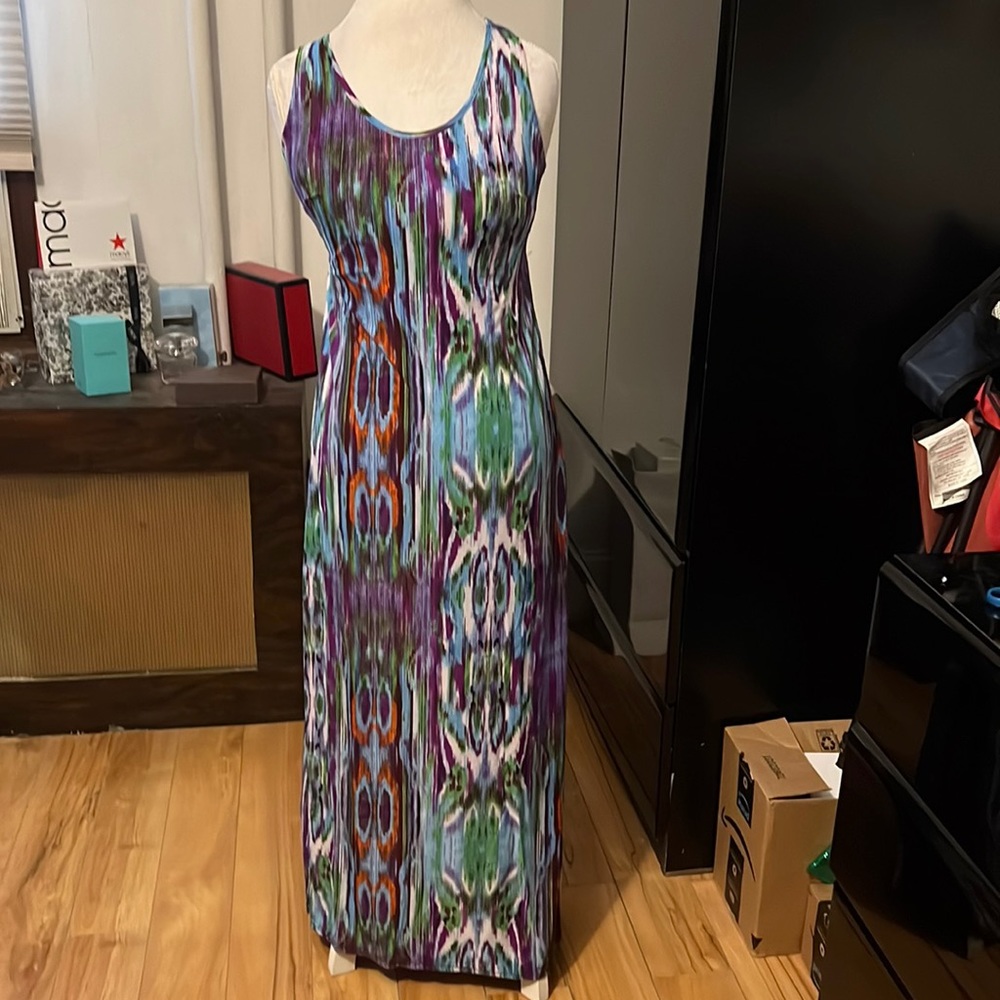 Unique multicolored maxi dress with an amazing open strappy back